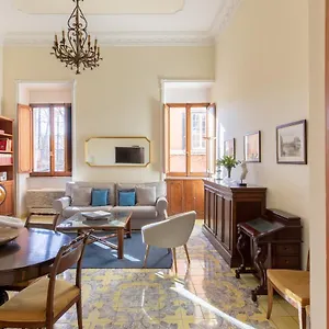iflat-campo-de-fiori-cozy-flat.it-romehotels.com/