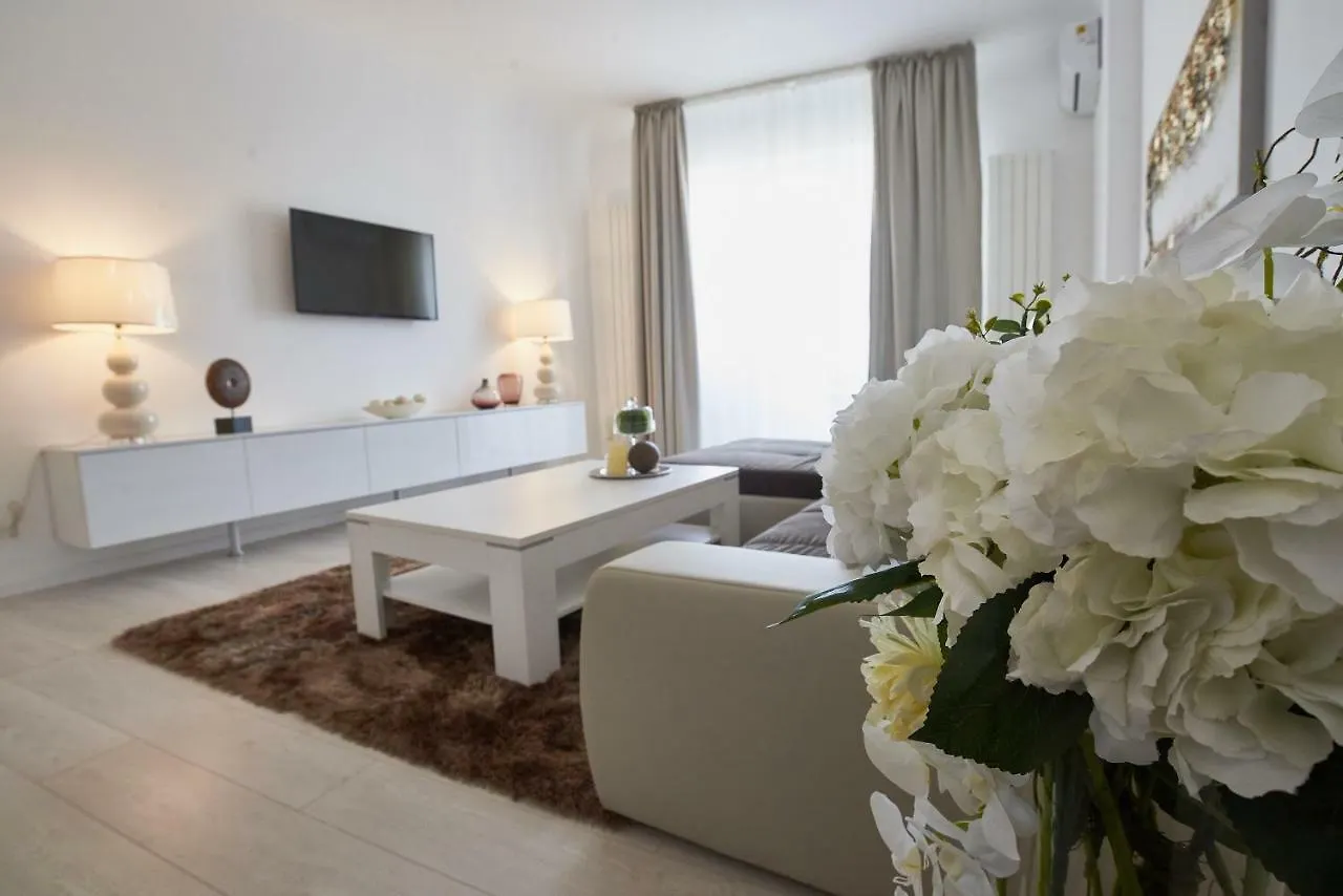 Metropole Apartments Old Town Bucarest